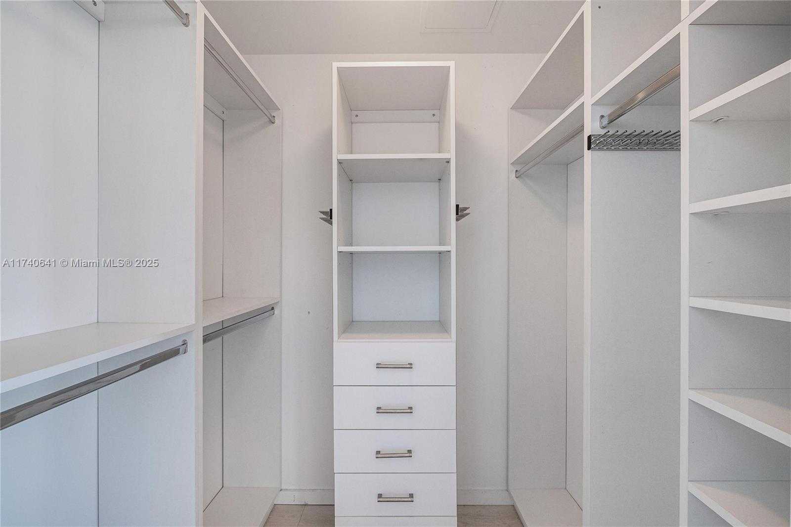 Small Image of 1 COLLINS AVE #304, Miami Beach Number 24