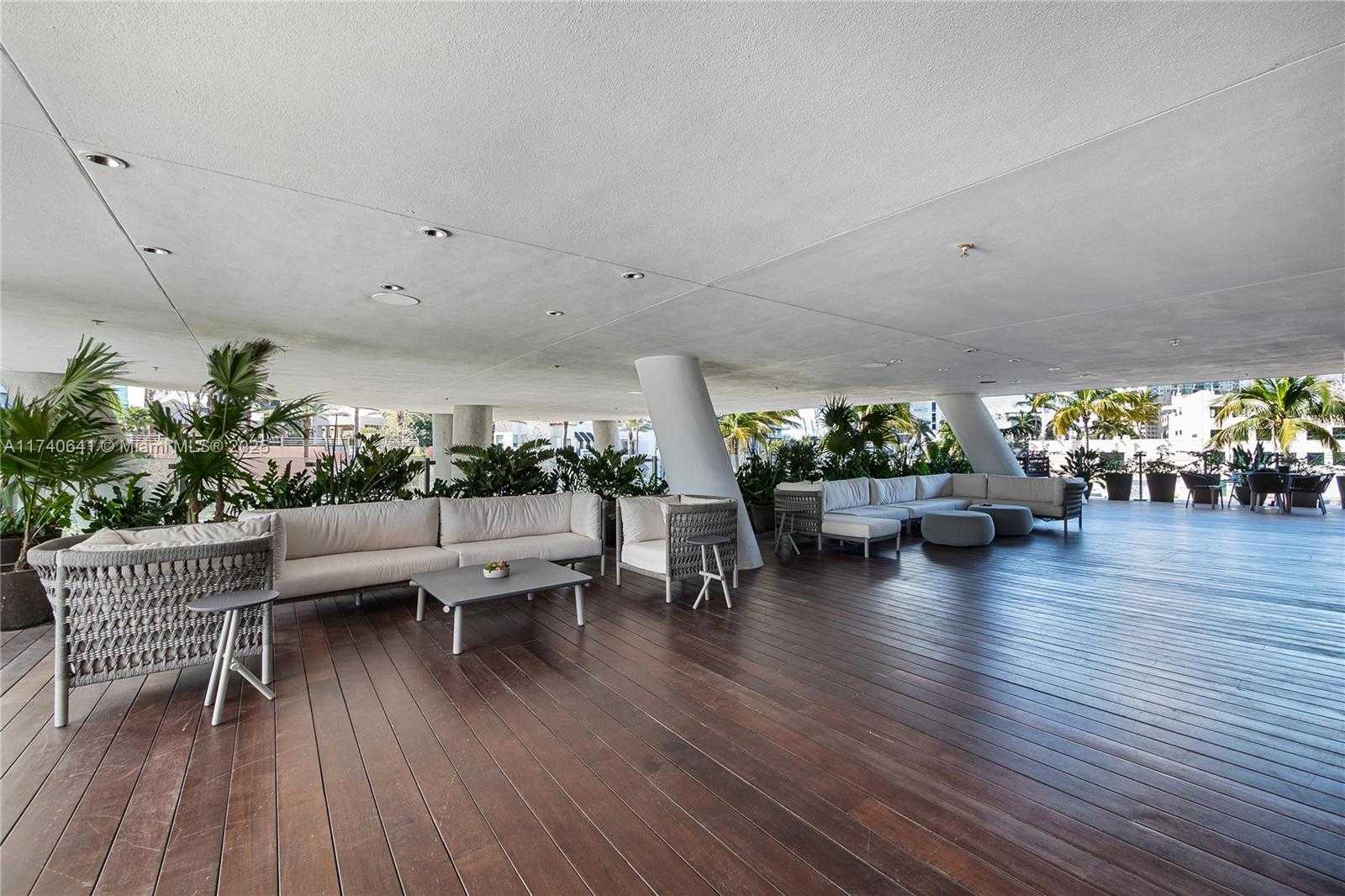 Small Image of 1 COLLINS AVE #304, Miami Beach Number 33
