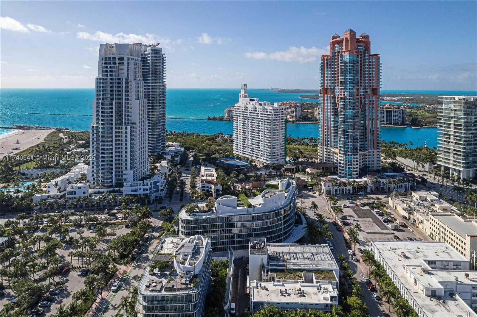 Small Image of 1 COLLINS AVE #304, Miami Beach Number 37