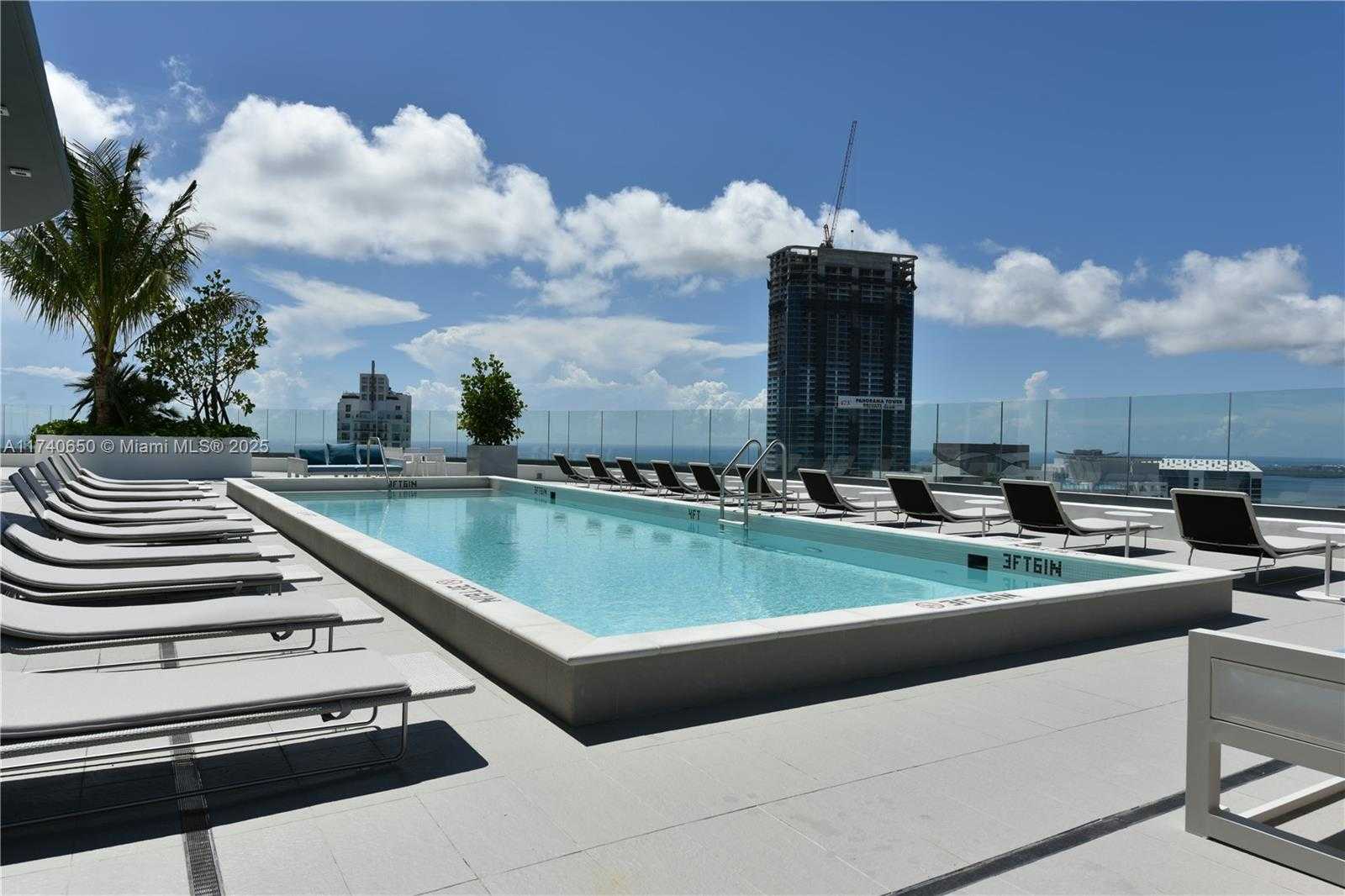 Small Image of 45 SOUTH WEST 9TH ST #2009, Miami Number 30