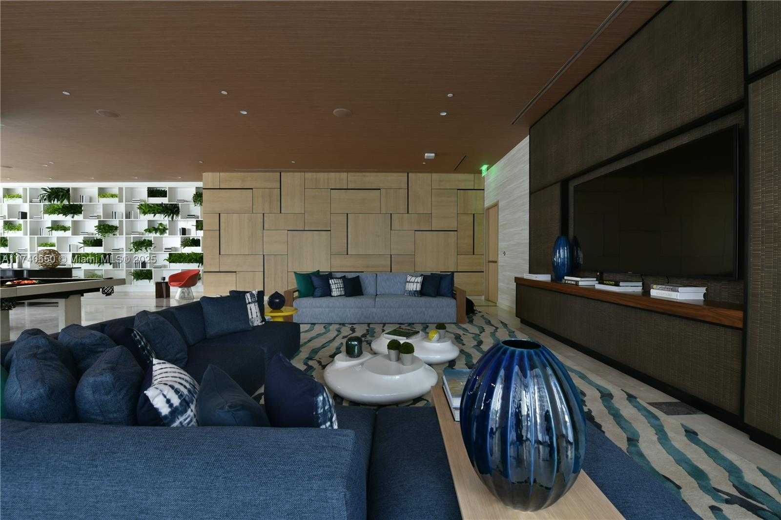 Small Image of 45 SOUTH WEST 9TH ST #2009, Miami Number 34