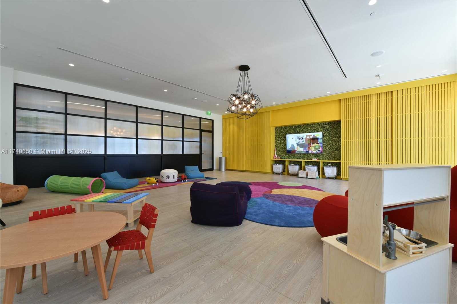 Small Image of 45 SOUTH WEST 9TH ST #2009, Miami Number 45