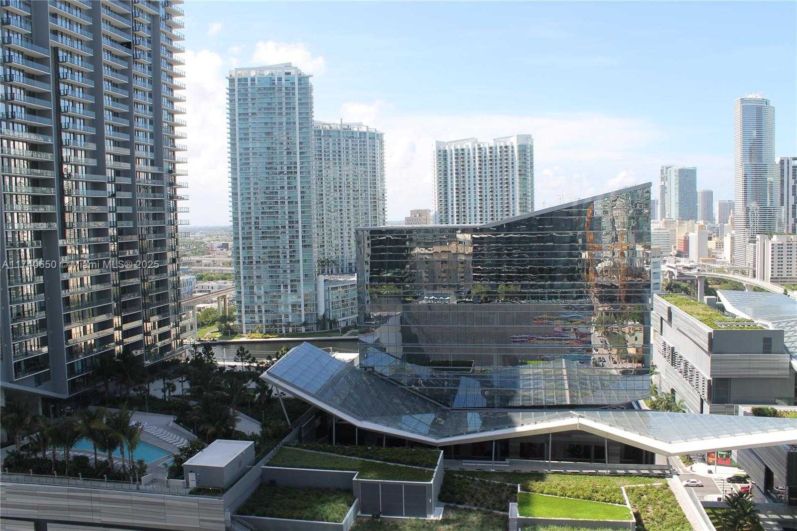 Small Image of 45 SOUTH WEST 9TH ST #2009, Miami Number 48