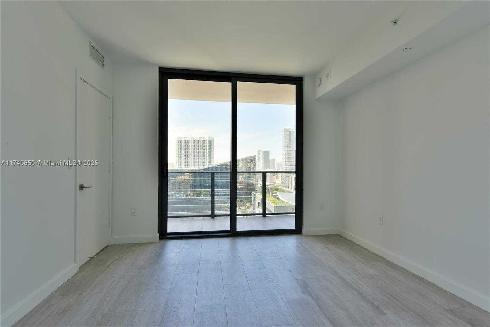 Small Image of 45 SOUTH WEST 9TH ST #2009, Miami Number 5