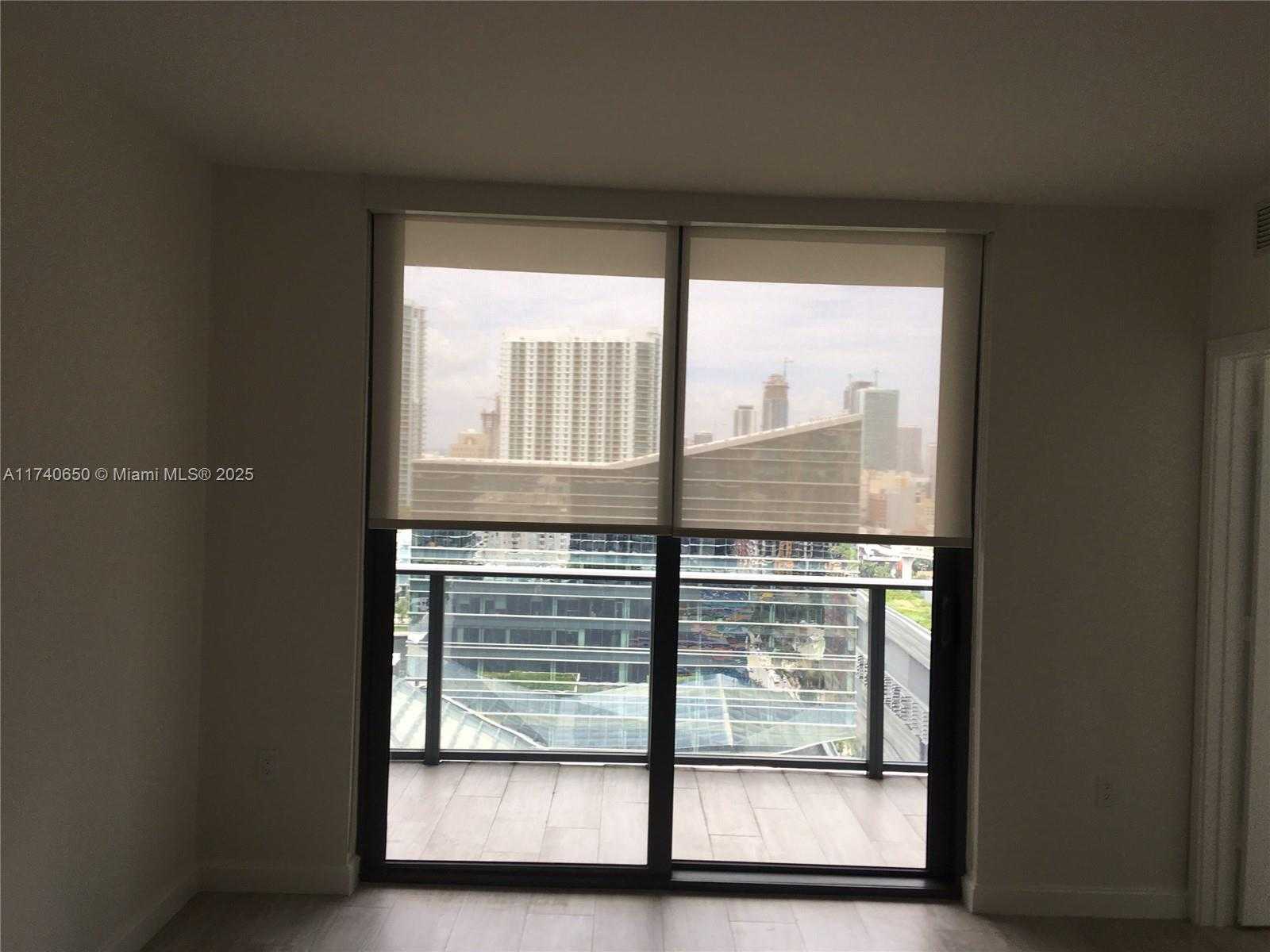 Small Image of 45 SOUTH WEST 9TH ST #2009, Miami Number 7