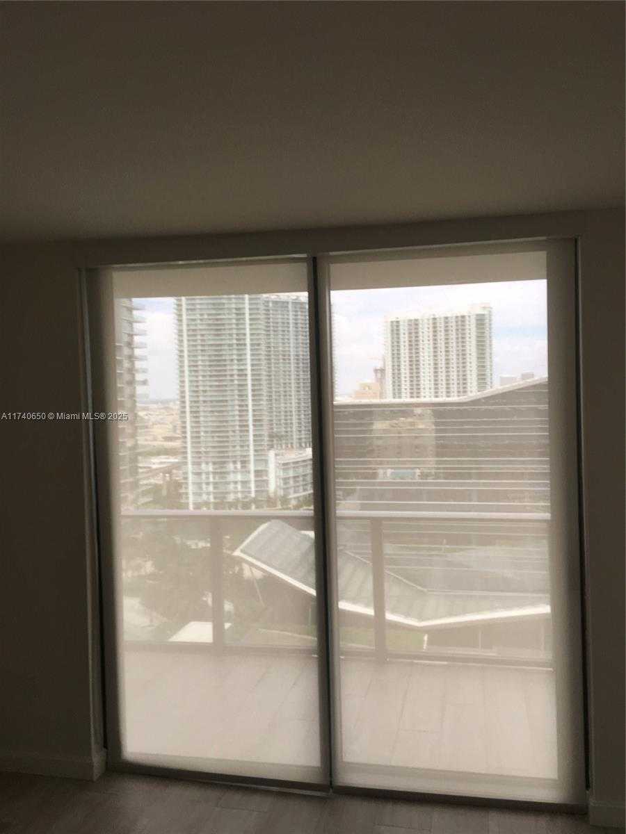 Small Image of 45 SOUTH WEST 9TH ST #2009, Miami Number 8