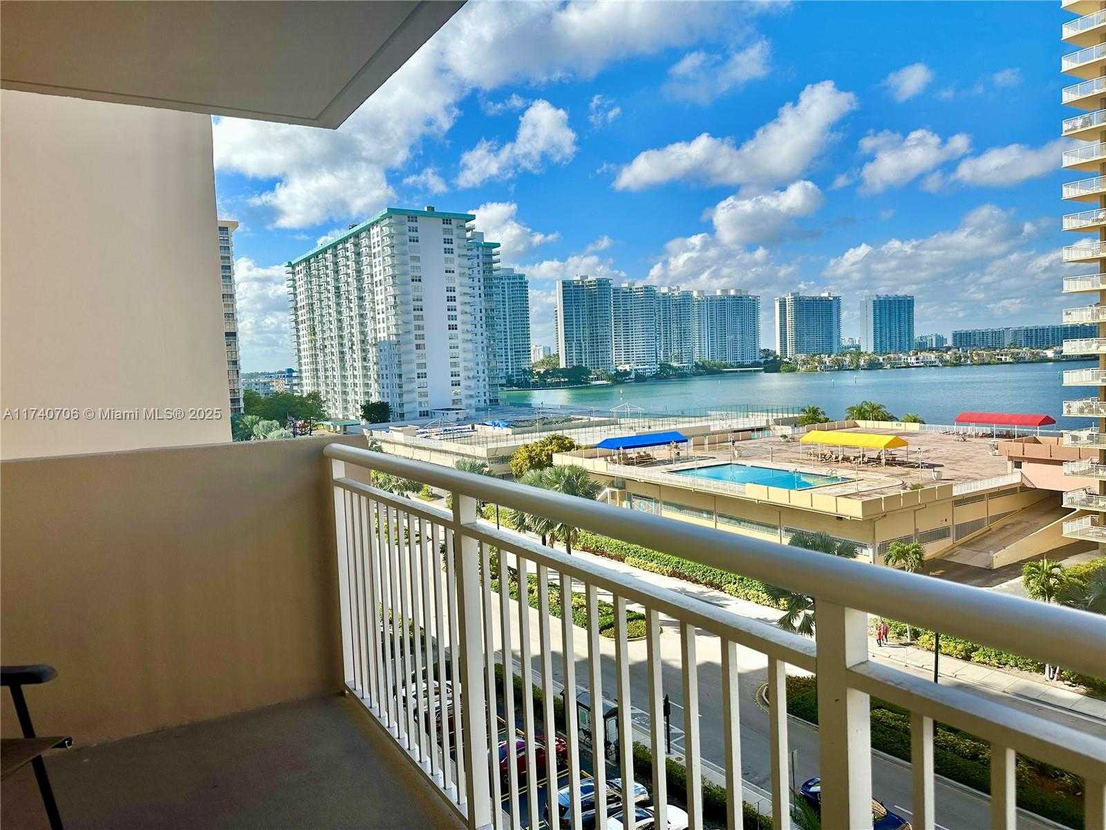 Small Image of 250 174TH ST #709, Sunny Isles Beach Number 2