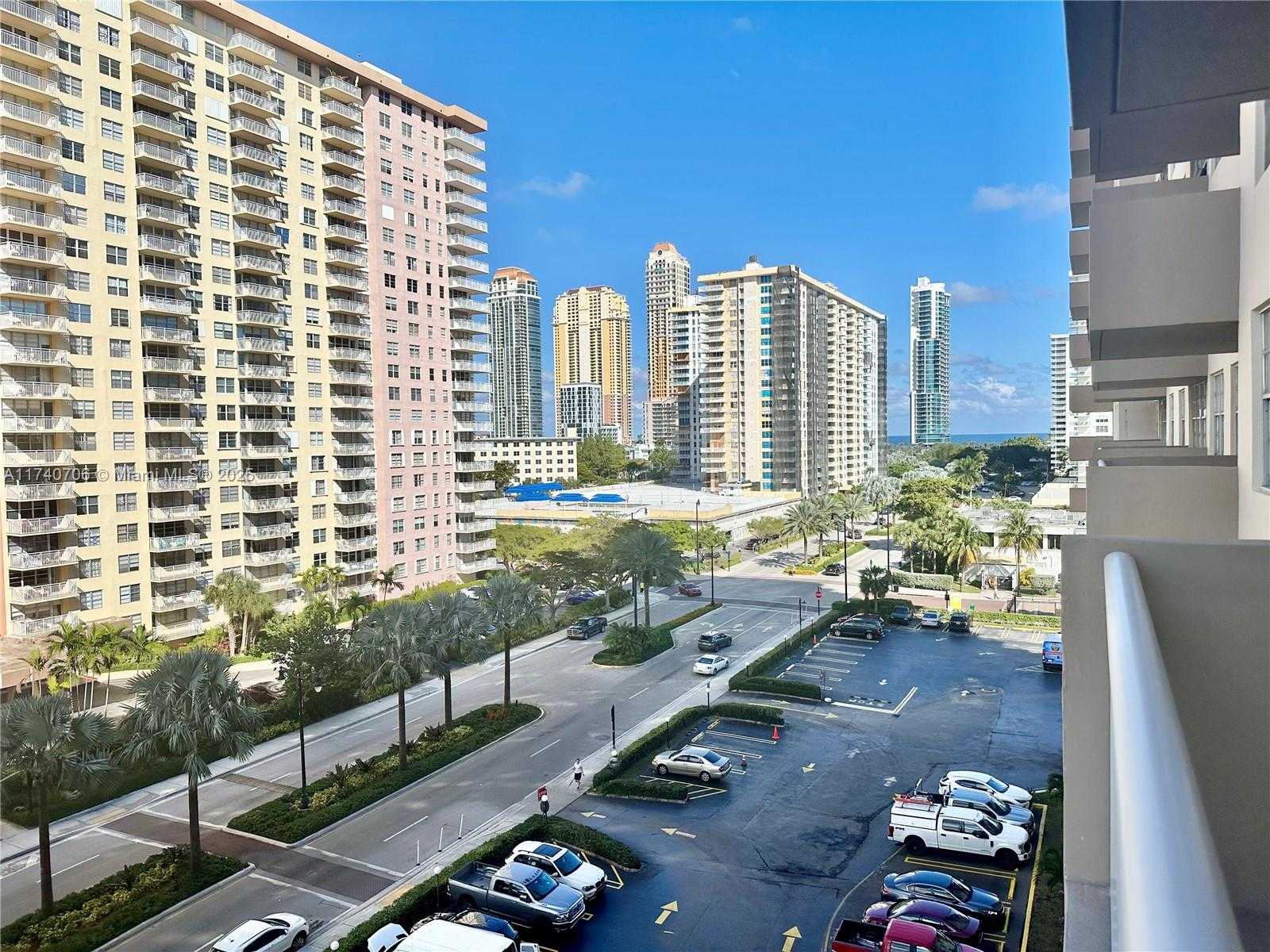 Small Image of 250 174TH ST #709, Sunny Isles Beach Number 3