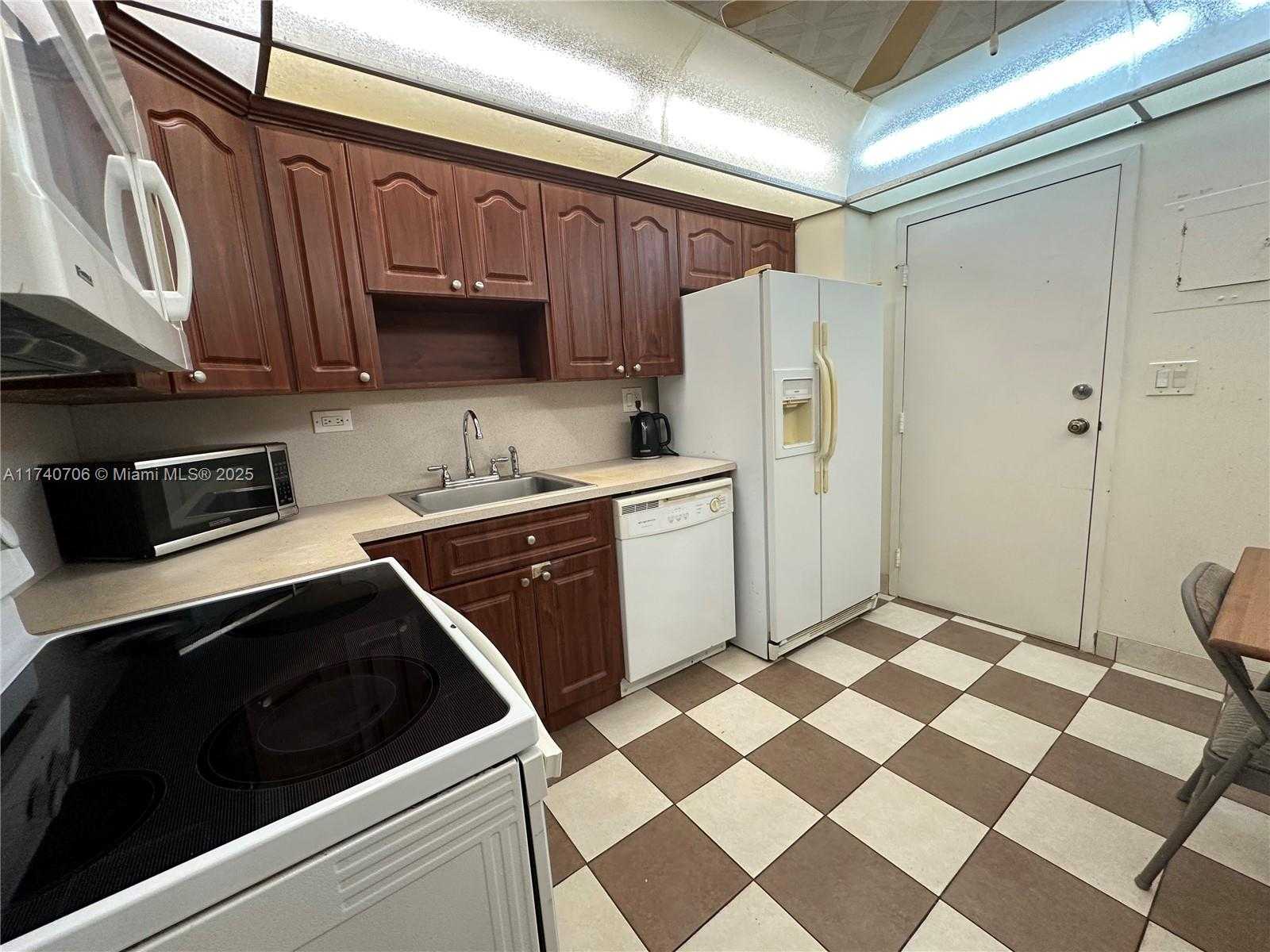 Small Image of 250 174TH ST #709, Sunny Isles Beach Number 5