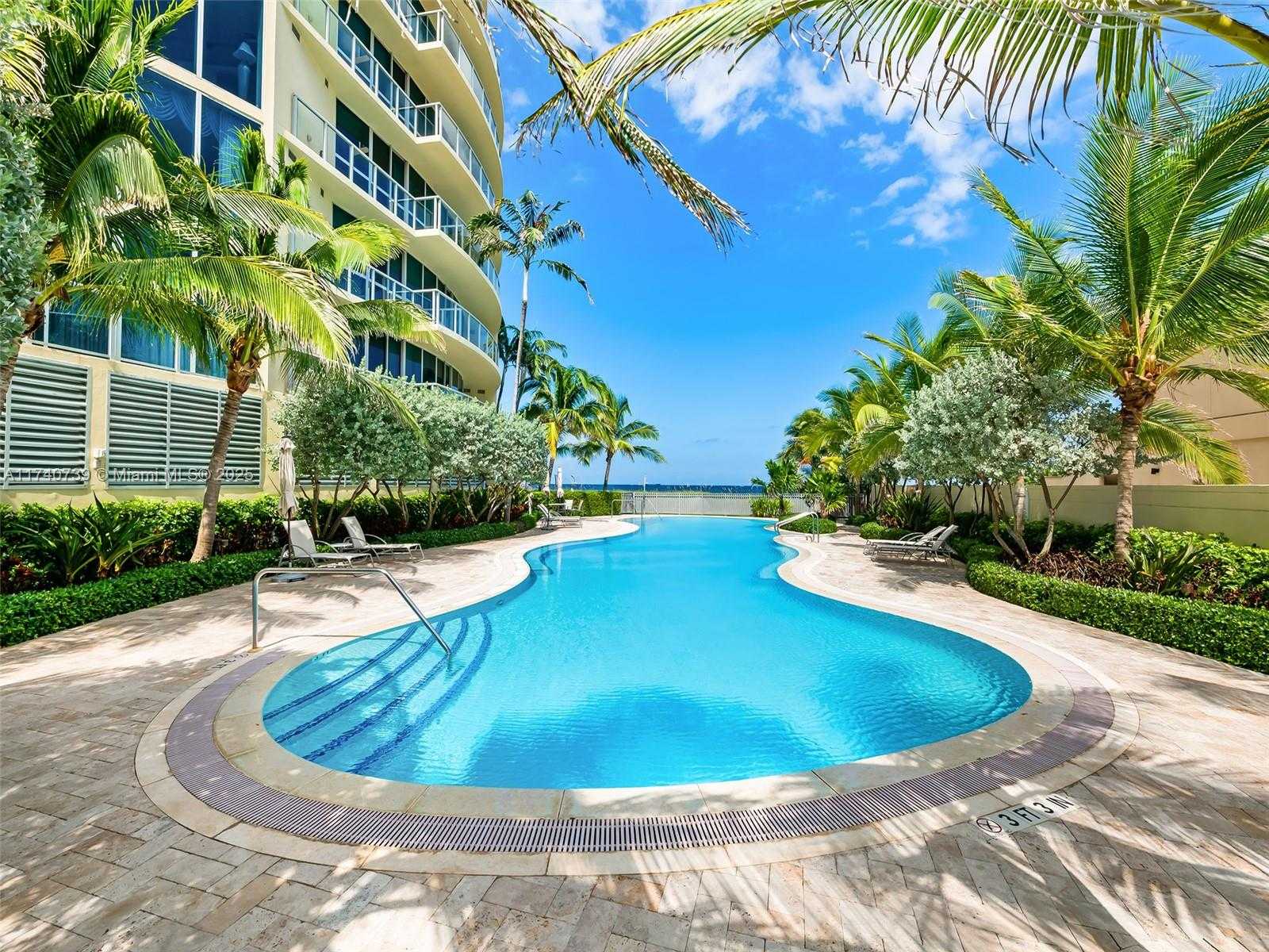 Small Image of 1200 HOLIDAY DR #208, Fort Lauderdale Number 15