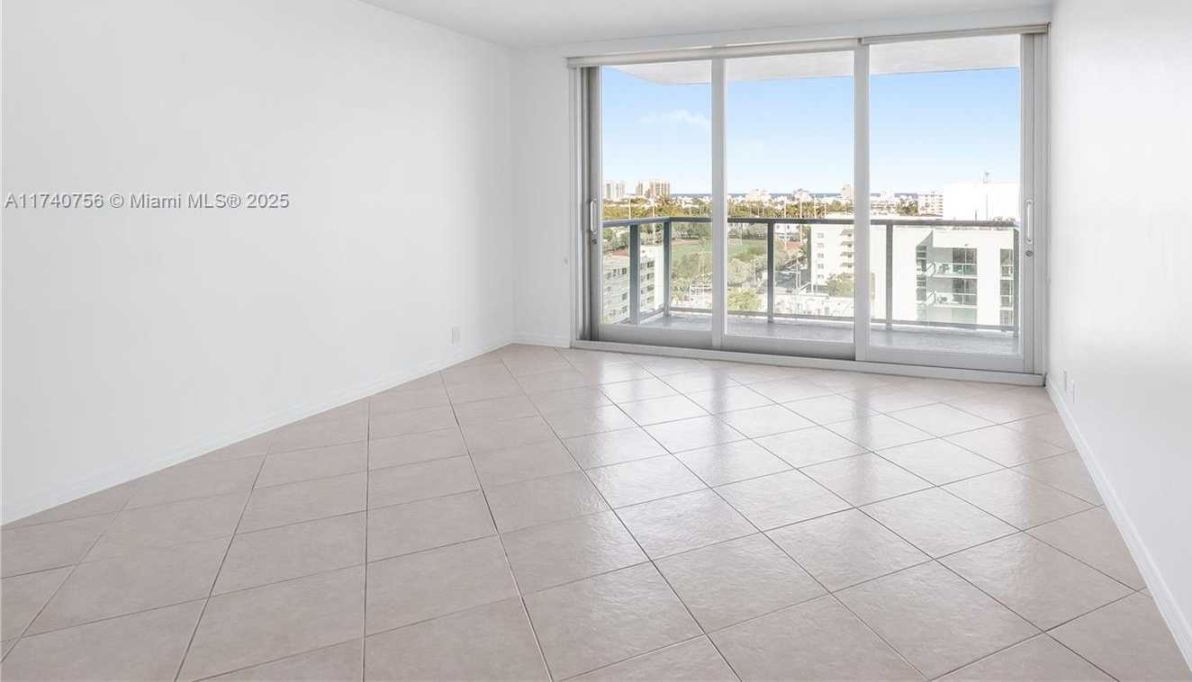 Small Image of 1000 WEST AVE #1008, Miami Beach Number 2