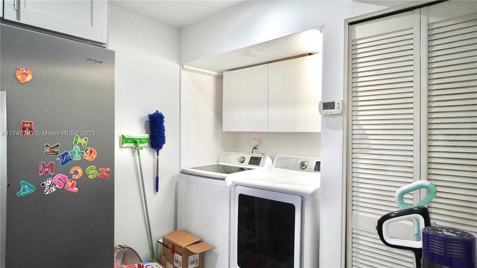 Small Image of 741 EAST COCO PLUM CIR #2, Plantation Number 11