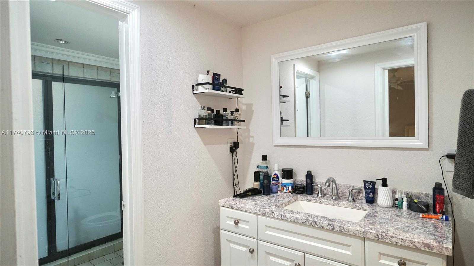 Small Image of 741 EAST COCO PLUM CIR #2, Plantation Number 17