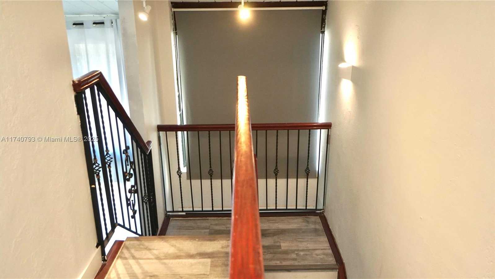 Small Image of 741 EAST COCO PLUM CIR #2, Plantation Number 44