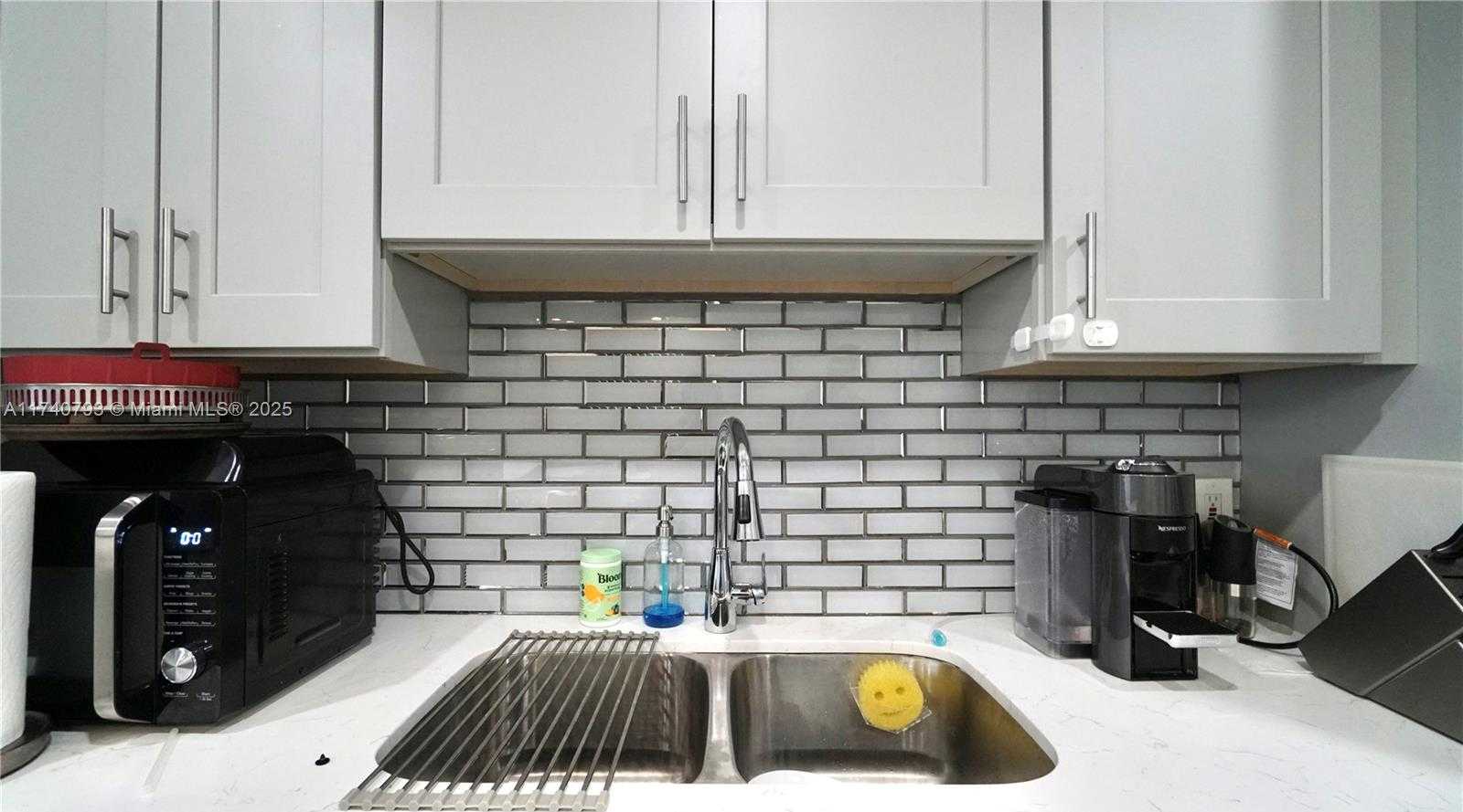 Small Image of 741 EAST COCO PLUM CIR #2, Plantation Number 48