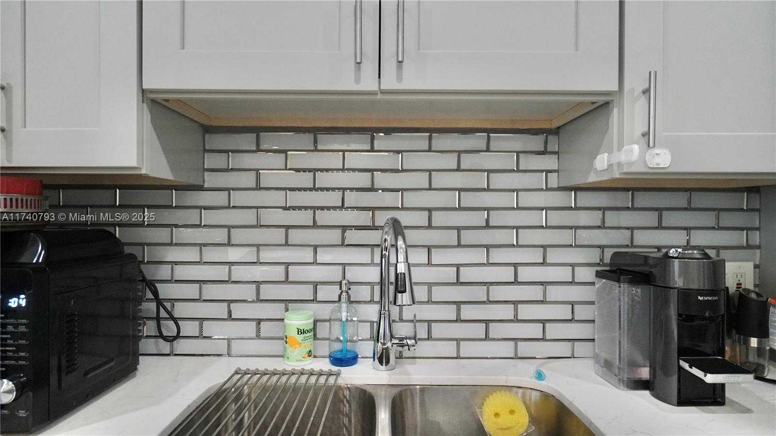 Small Image of 741 EAST COCO PLUM CIR #2, Plantation Number 49
