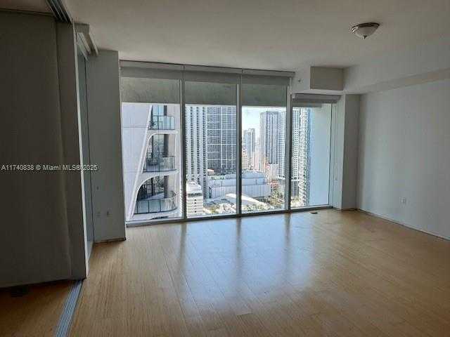 Small Image of 1040 BISCAYNE BLVD #3008, Miami Number 2