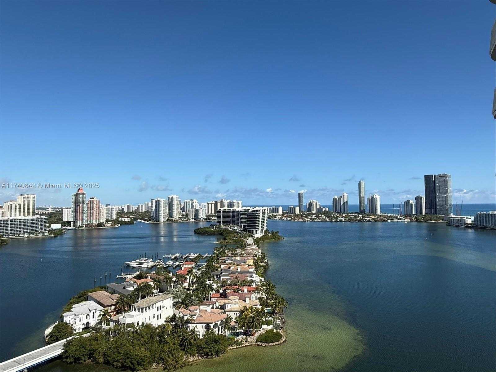 Small Image of 3000 ISLAND BL #2504, Aventura Number 12