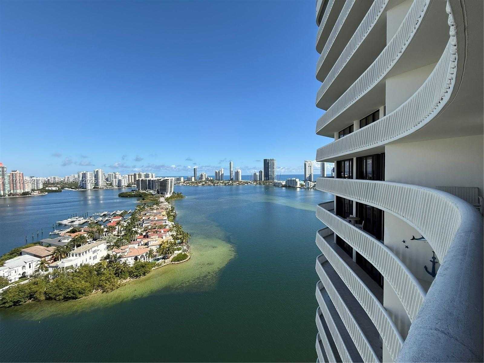 Small Image of 3000 ISLAND BL #2504, Aventura Number 15
