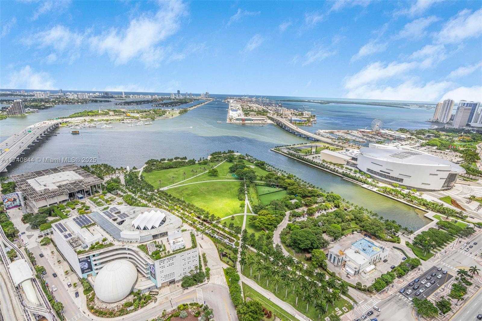 Small Image of 1100 BISCAYNE BLVD #4404, Miami Number 33