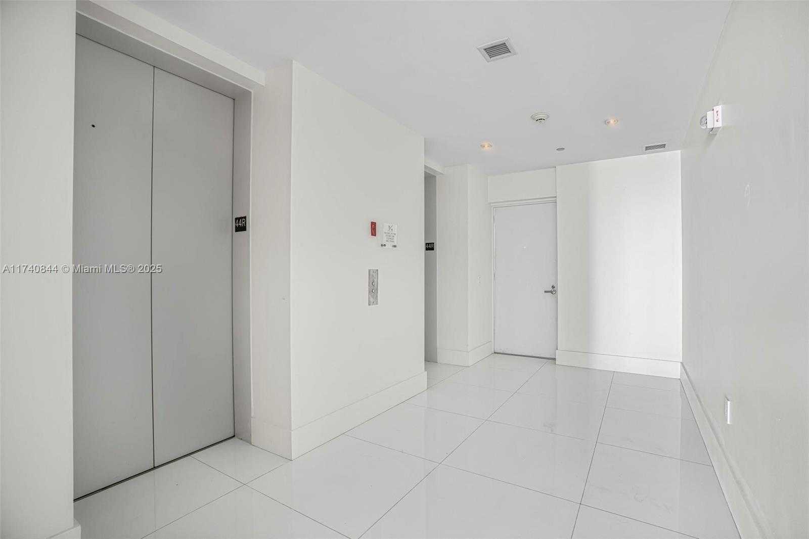 Small Image of 1100 BISCAYNE BLVD #4404, Miami Number 7