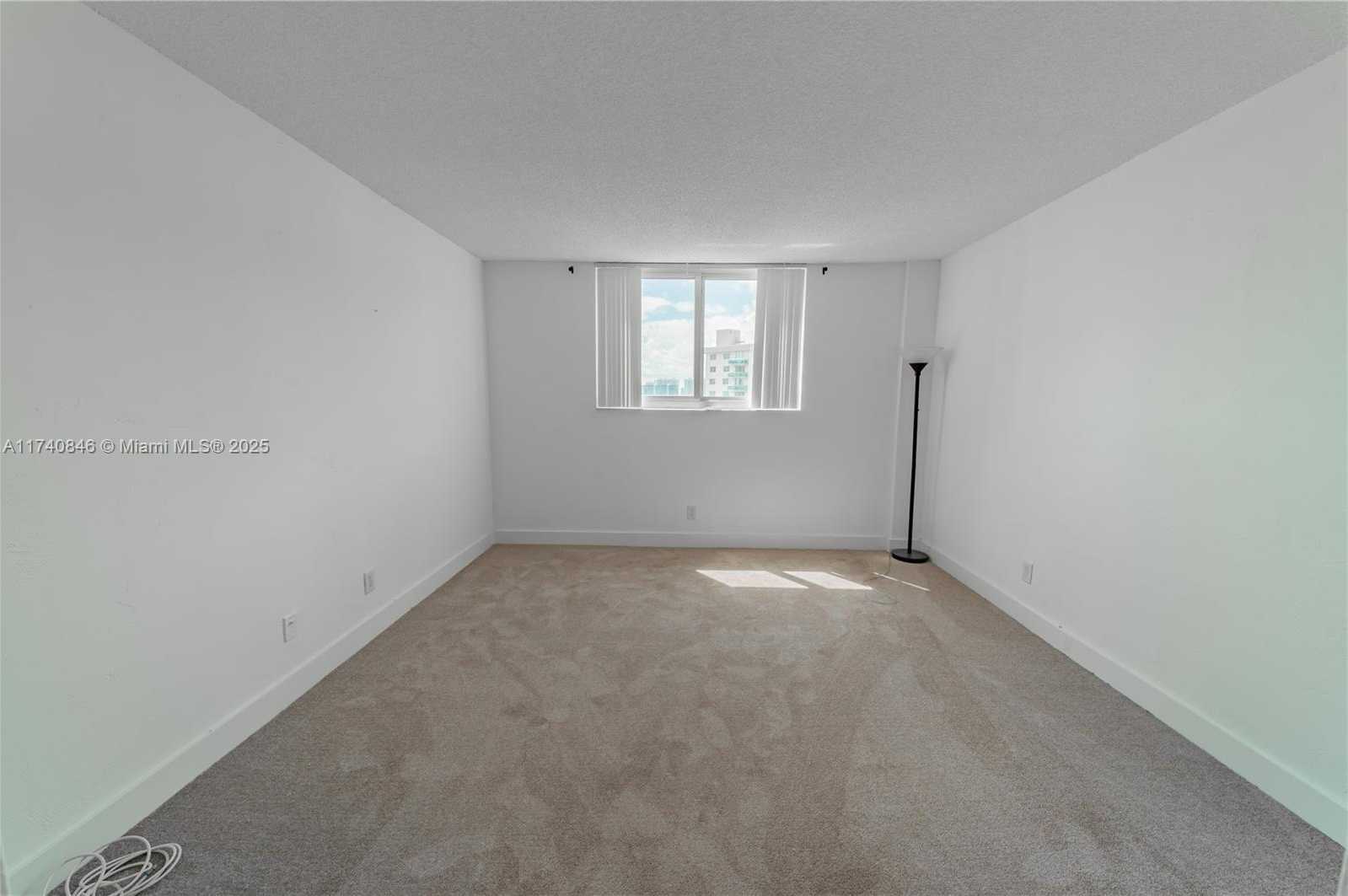 Small Image of 19380 COLLINS AVE #1419, Sunny Isles Beach Number 11