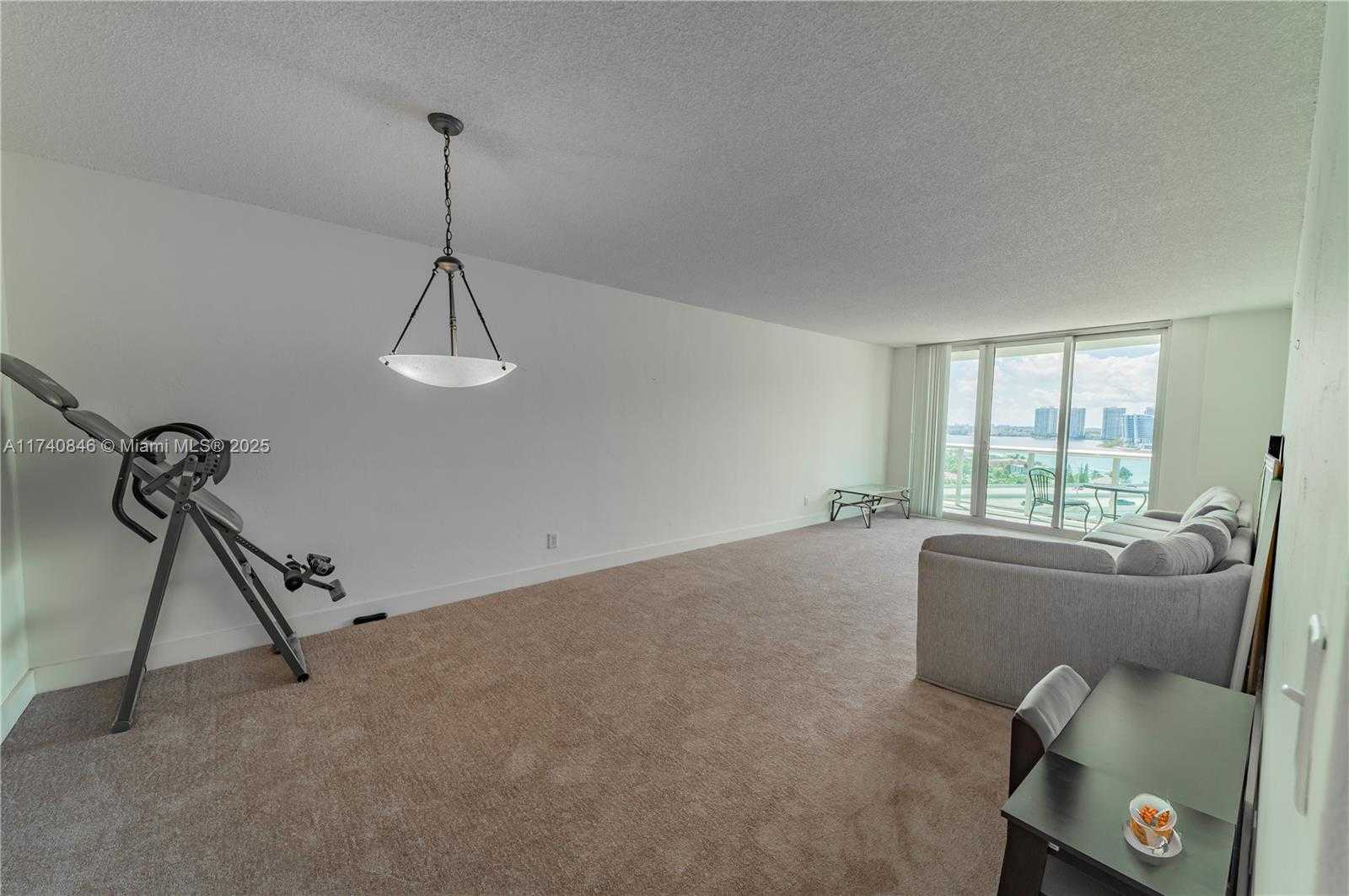 Small Image of 19380 COLLINS AVE #1419, Sunny Isles Beach Number 6