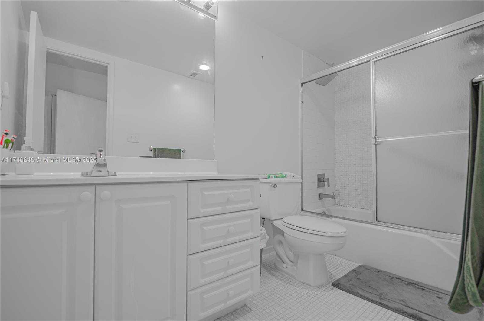 Small Image of 19380 COLLINS AVE #1419, Sunny Isles Beach Number 9