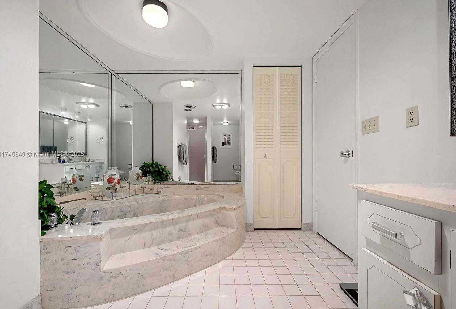 Small Image of 1865 SOUTH OCEAN DR #4D, Hallandale Beach Number 6