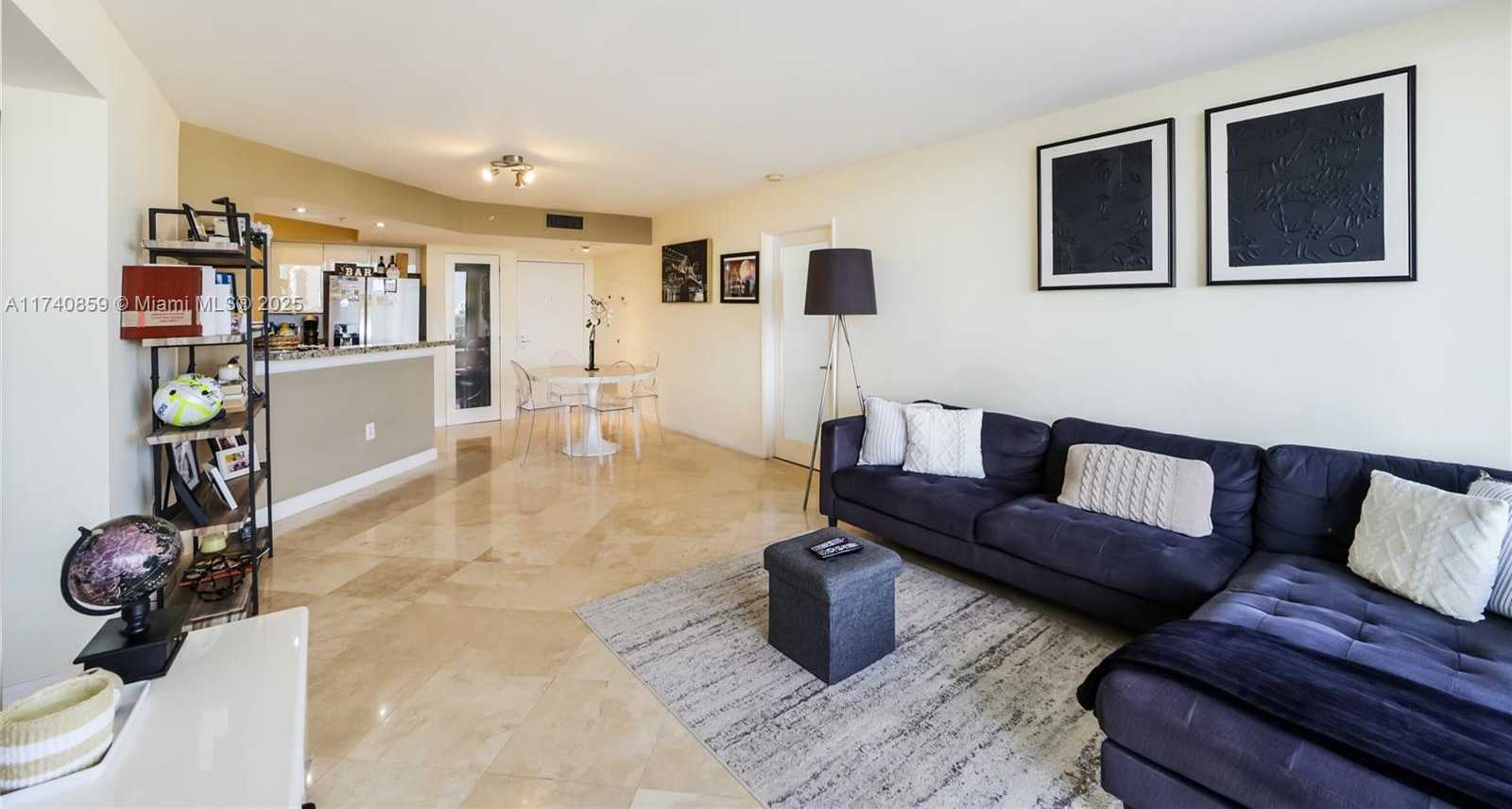 Small Image of 1900 SUNSET HARBOUR DR #811, Miami Beach Number 16