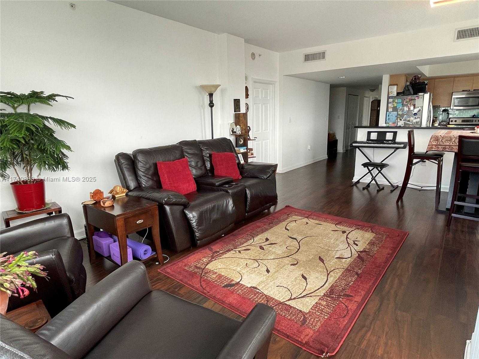 Small Image of 140 SOUTH DIXIE HWY #501, Hollywood Number 2