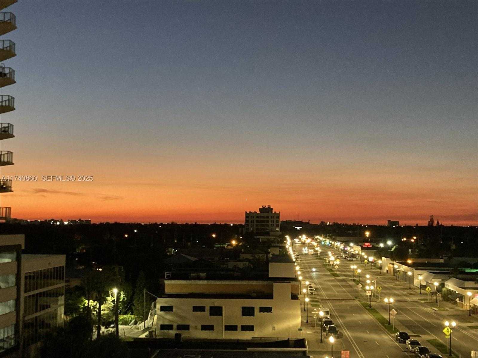 Imagen de Pequeño Objeto