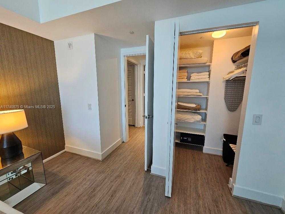 Small Image of 4111 SOUTH OCEAN DR #1109, Hollywood Number 10