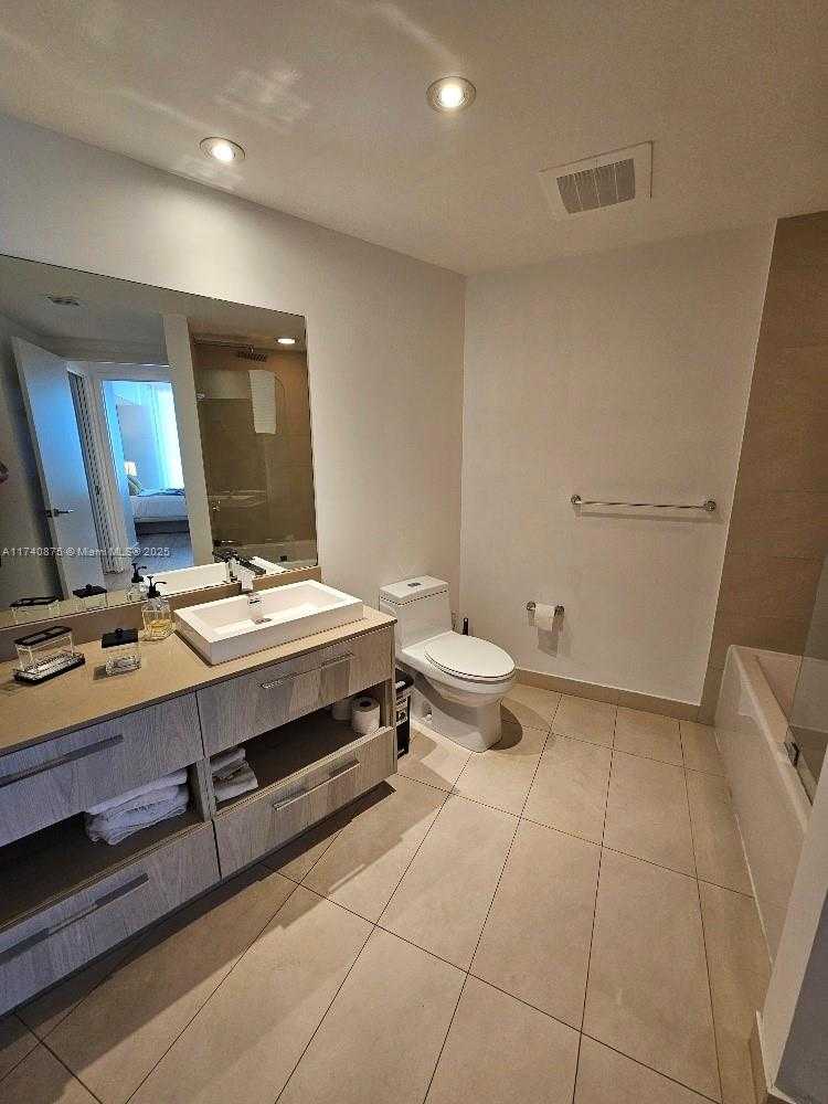 Small Image of 4111 SOUTH OCEAN DR #1109, Hollywood Number 14