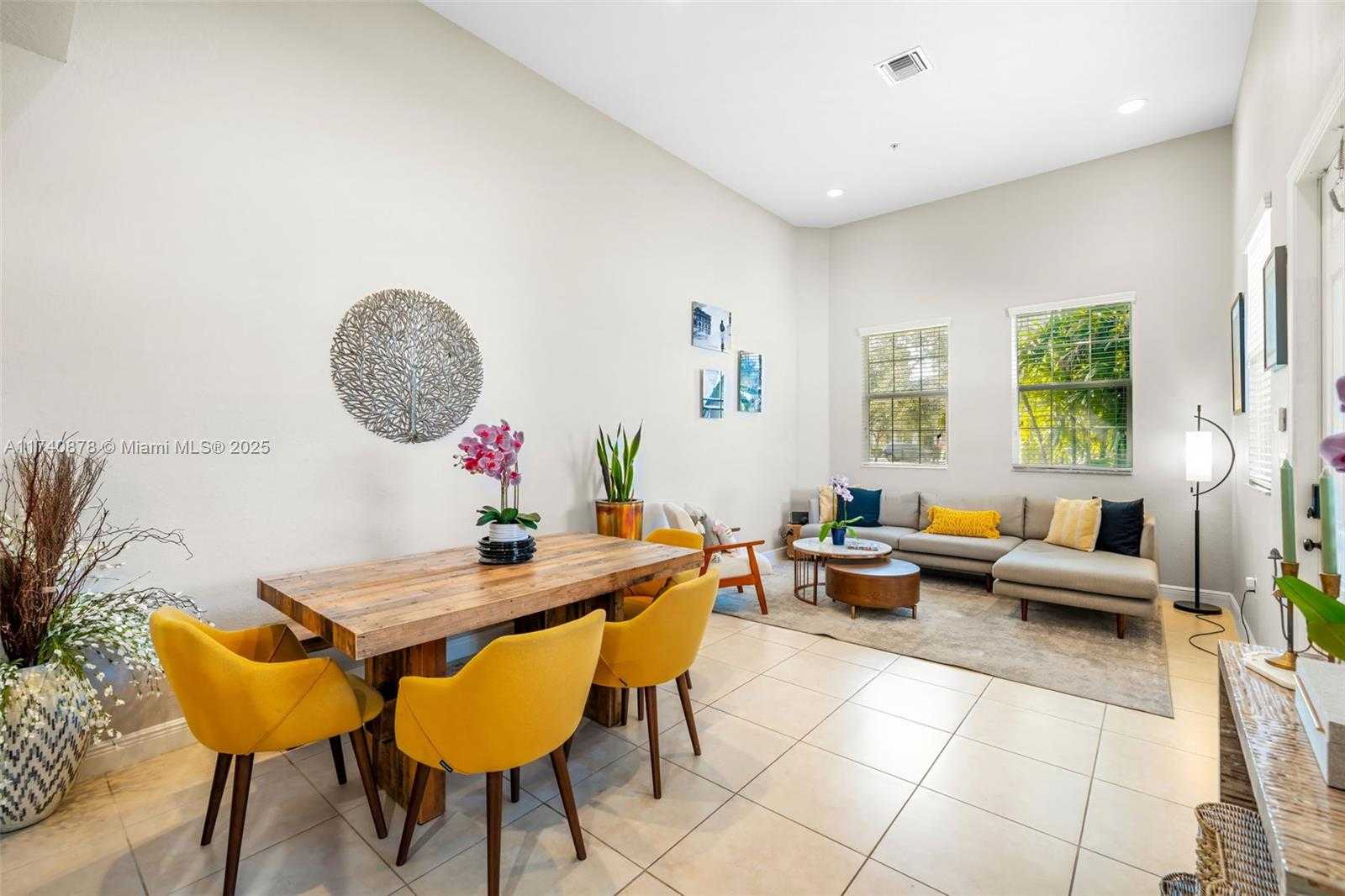 Small Image of 1413 SOUTH WEST 147TH TER, Pembroke Pines Number 11