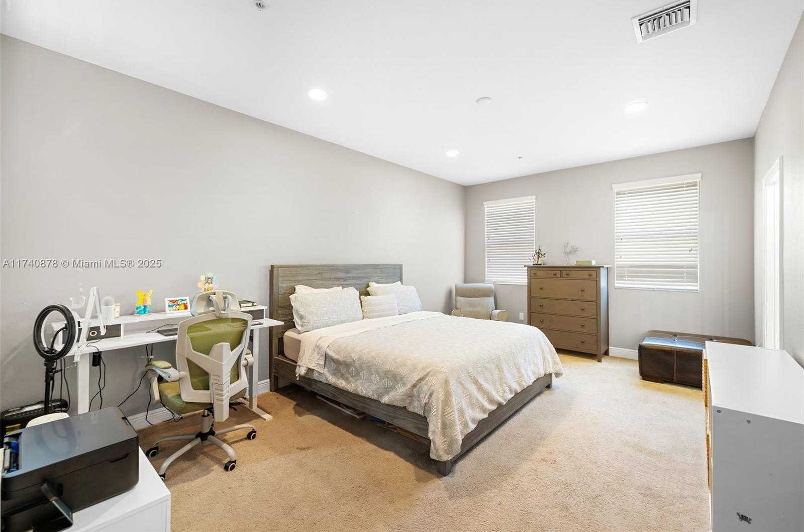 Small Image of 1413 SOUTH WEST 147TH TER, Pembroke Pines Number 18