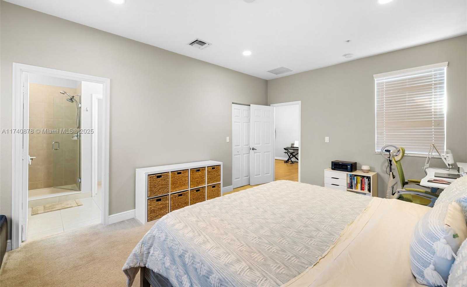 Small Image of 1413 SOUTH WEST 147TH TER, Pembroke Pines Number 20