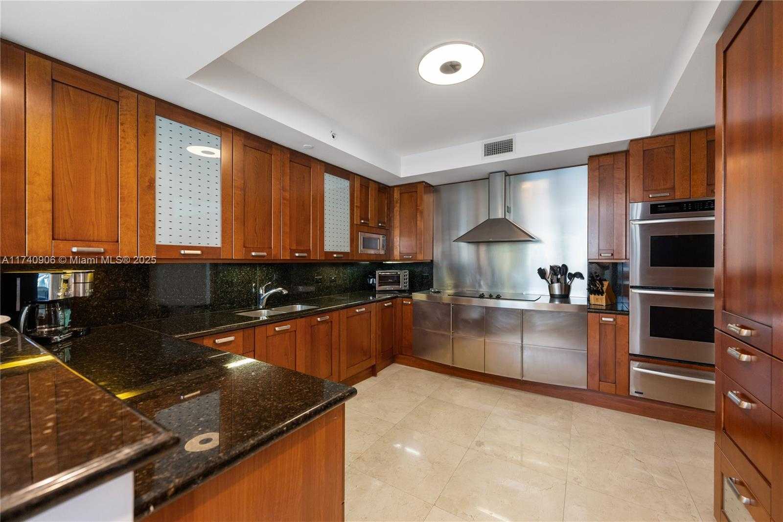 Small Image of 3201 NORTH EAST 183RD ST #2906, Aventura Number 13
