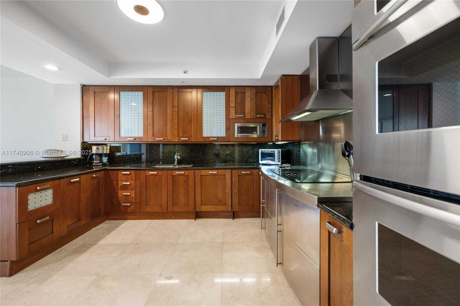 Small Image of 3201 NORTH EAST 183RD ST #2906, Aventura Number 23