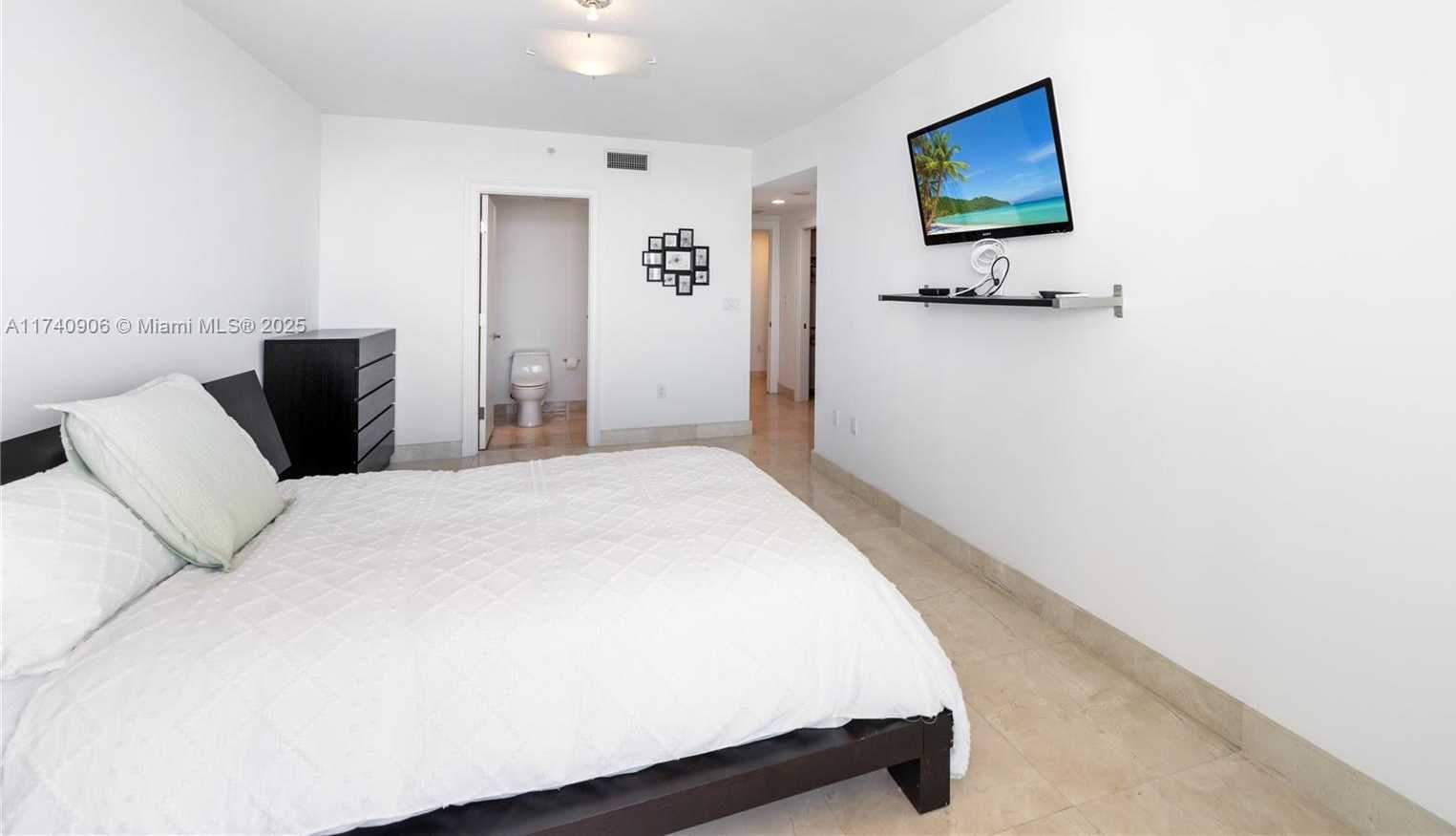 Small Image of 3201 NORTH EAST 183RD ST #2906, Aventura Number 43