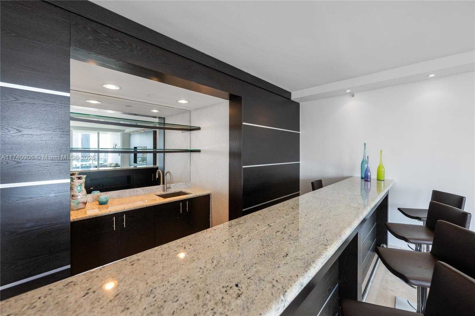 Small Image of 3201 NORTH EAST 183RD ST #2906, Aventura Number 9