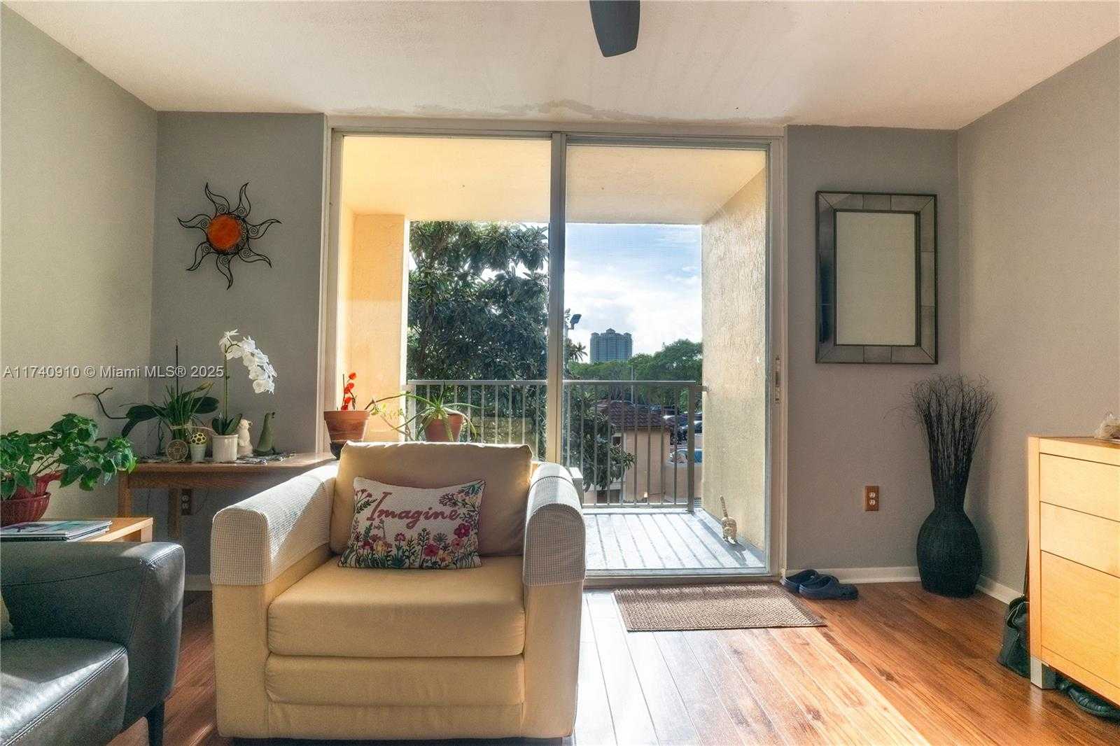Small Image of 19999 EAST COUNTRY CLUB DR #1/305, Aventura Number 12