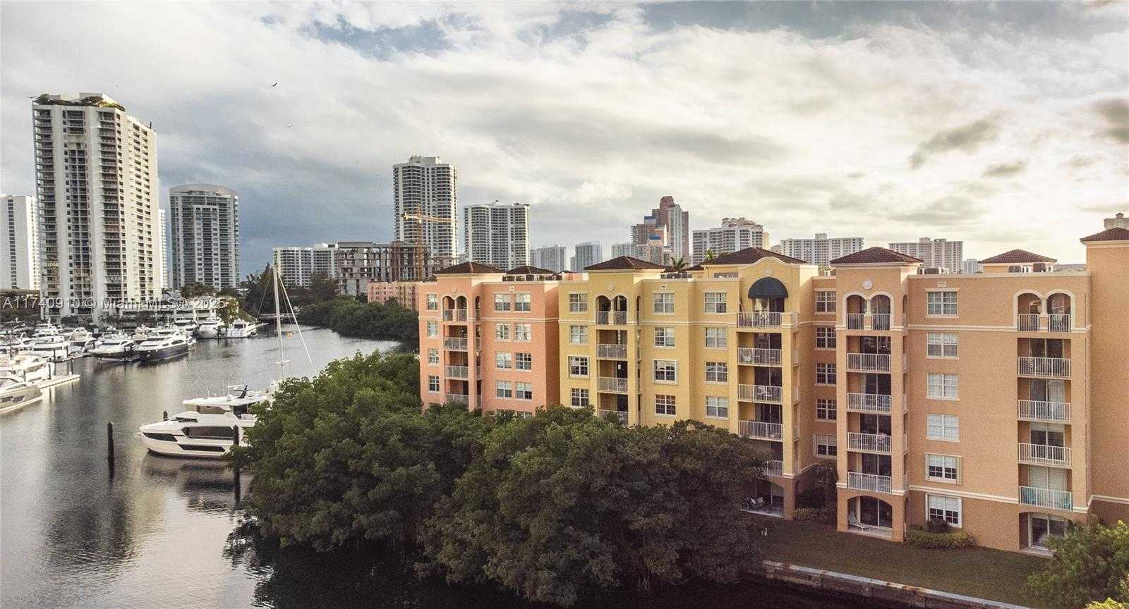 Small Image of 19999 EAST COUNTRY CLUB DR #1/305, Aventura Number 6