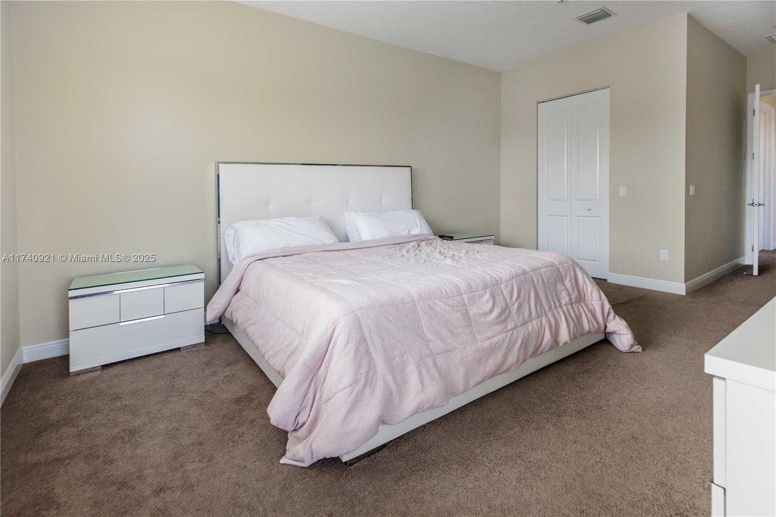 Small Image of 1799 NORTH WEST 124TH WAY #1799, Pembroke Pines Number 23