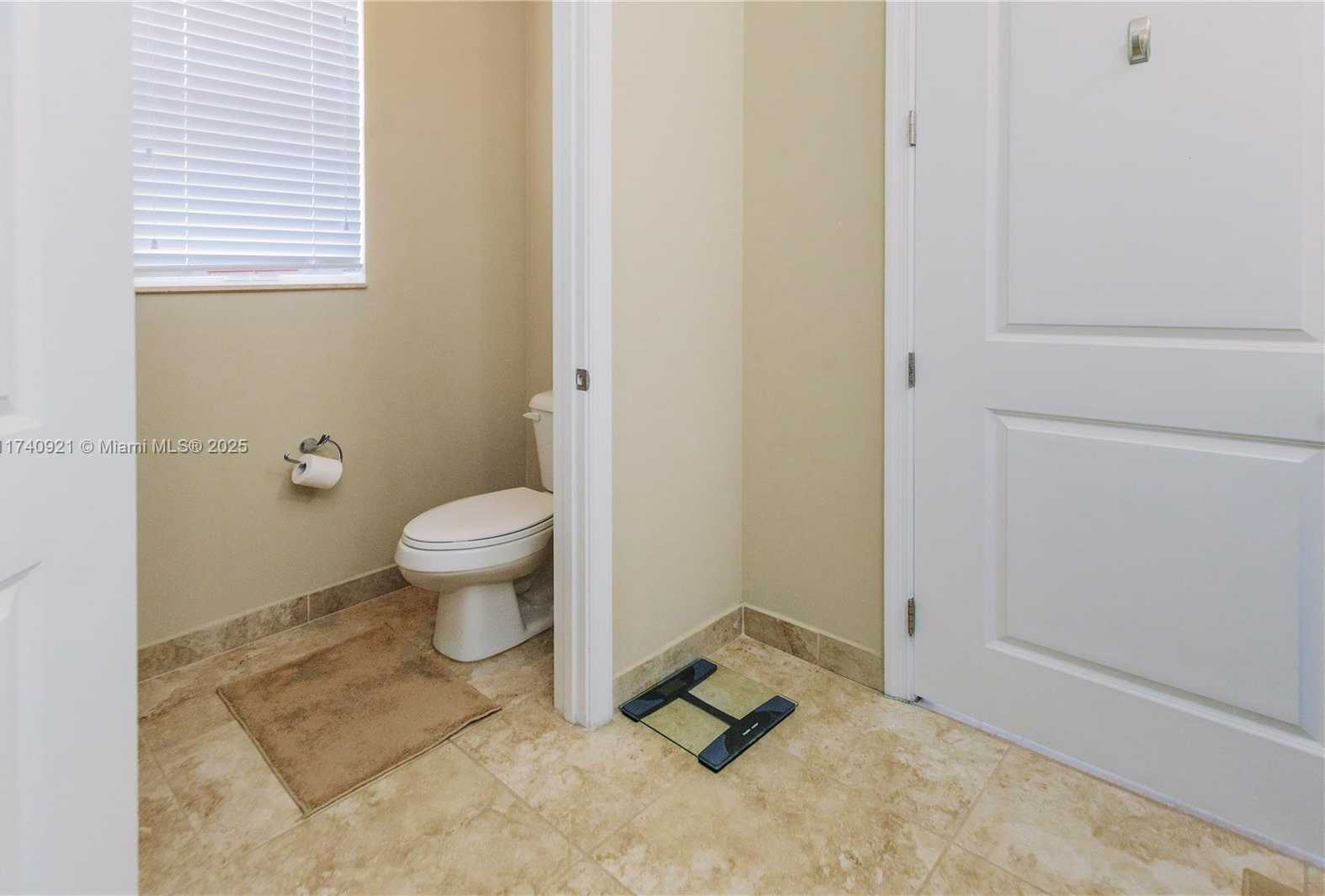 Small Image of 1799 NORTH WEST 124TH WAY #1799, Pembroke Pines Number 28