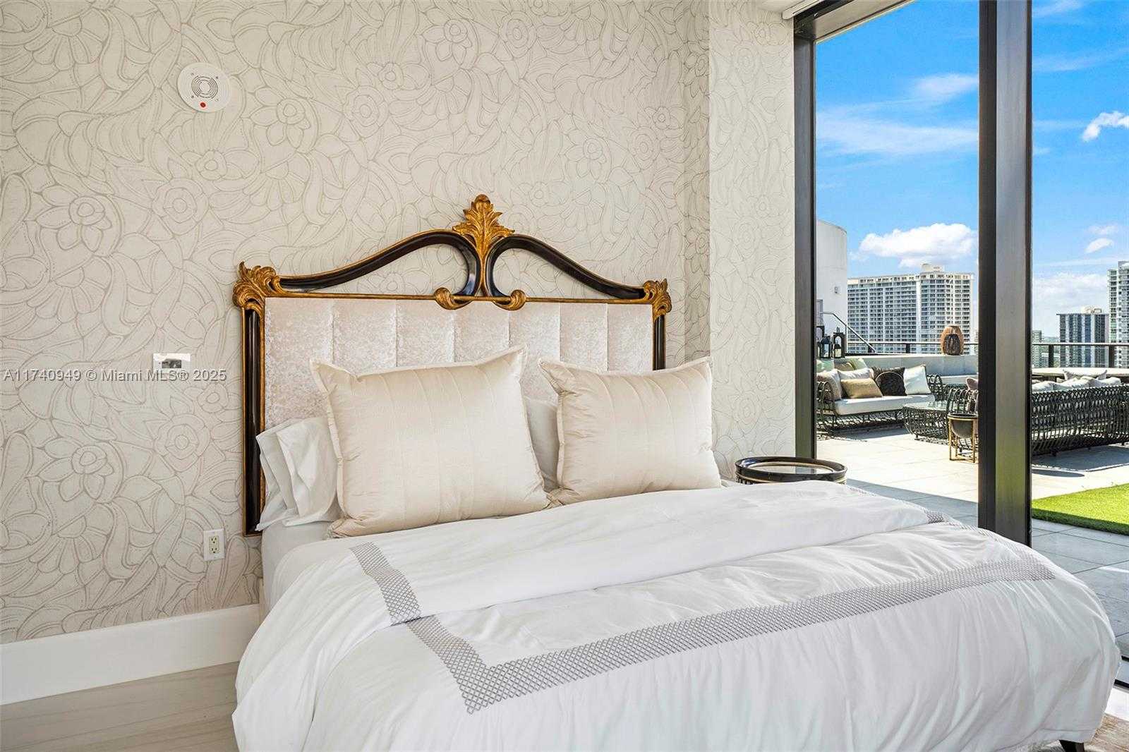 Small Image of 5000 ISLAND ESTATES DR #PH1508, Aventura Number 75