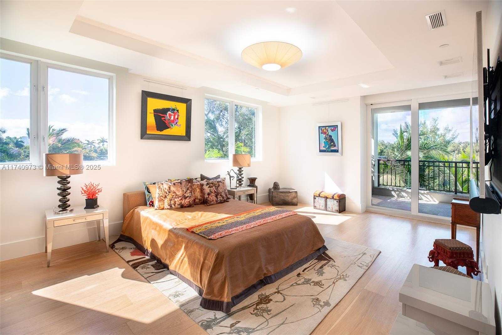 Small Image of 3535 HIAWATHA AVE #403, Coconut Grove Number 10
