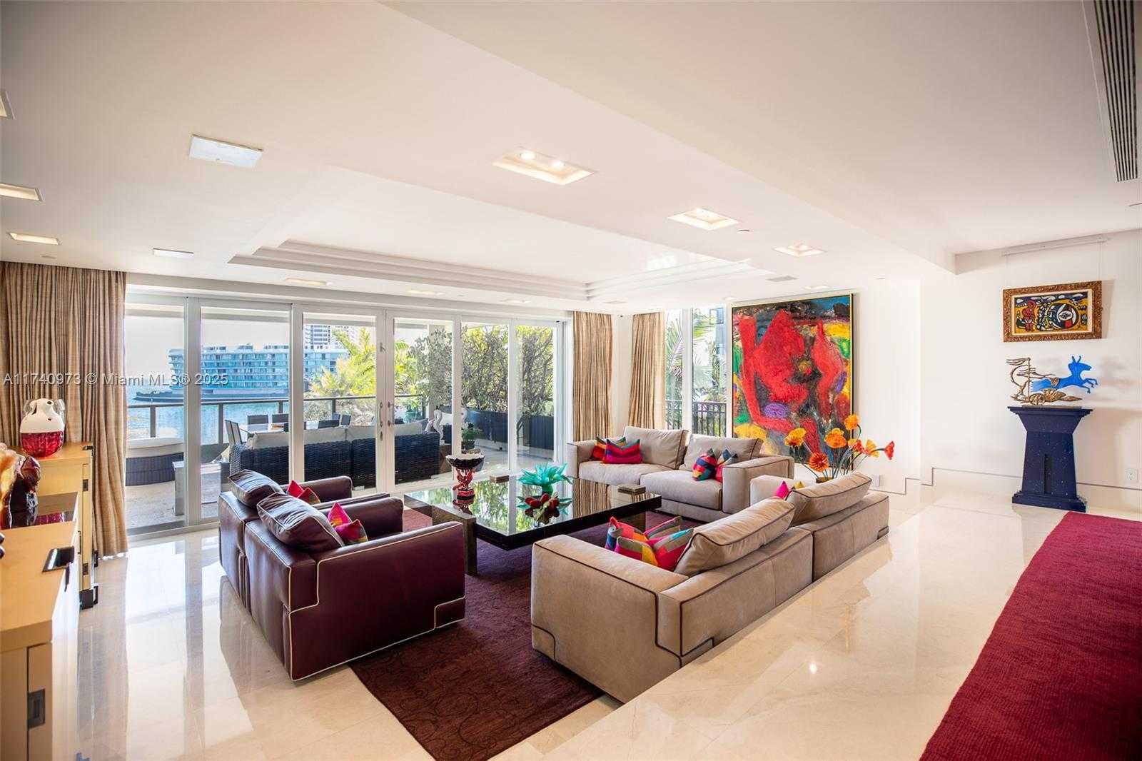Small Image of 3535 HIAWATHA AVE #403, Coconut Grove Number 11