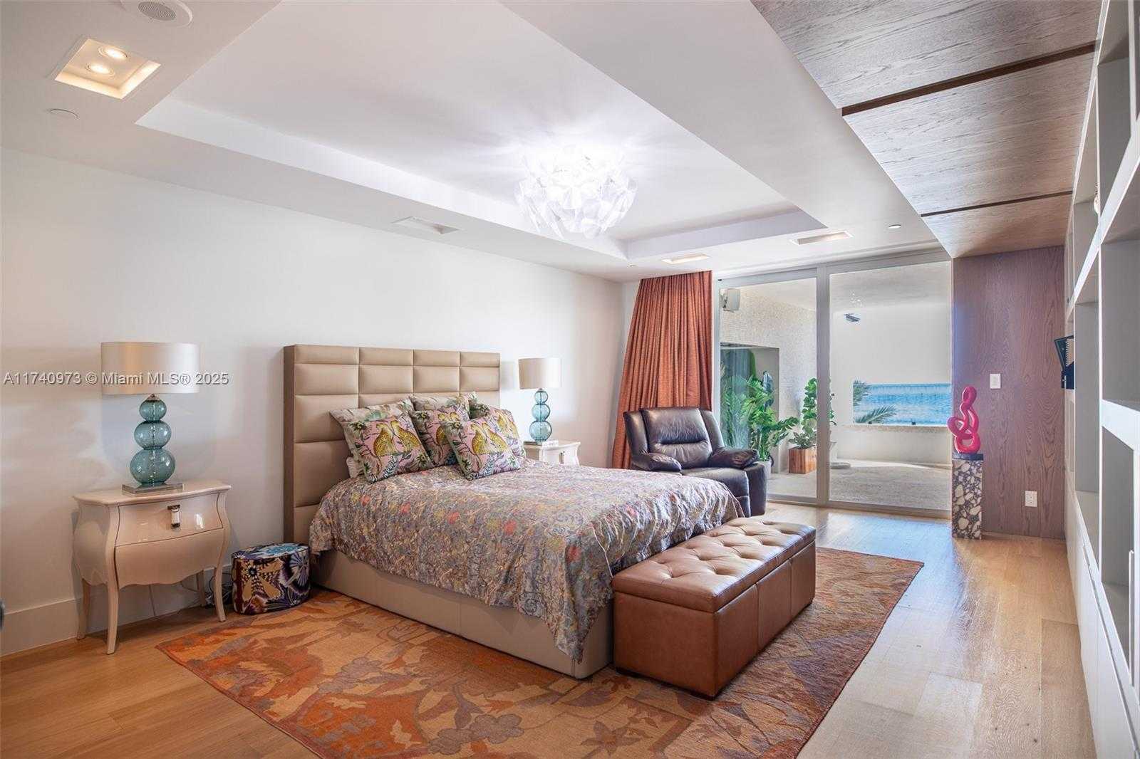 Small Image of 3535 HIAWATHA AVE #403, Coconut Grove Number 8