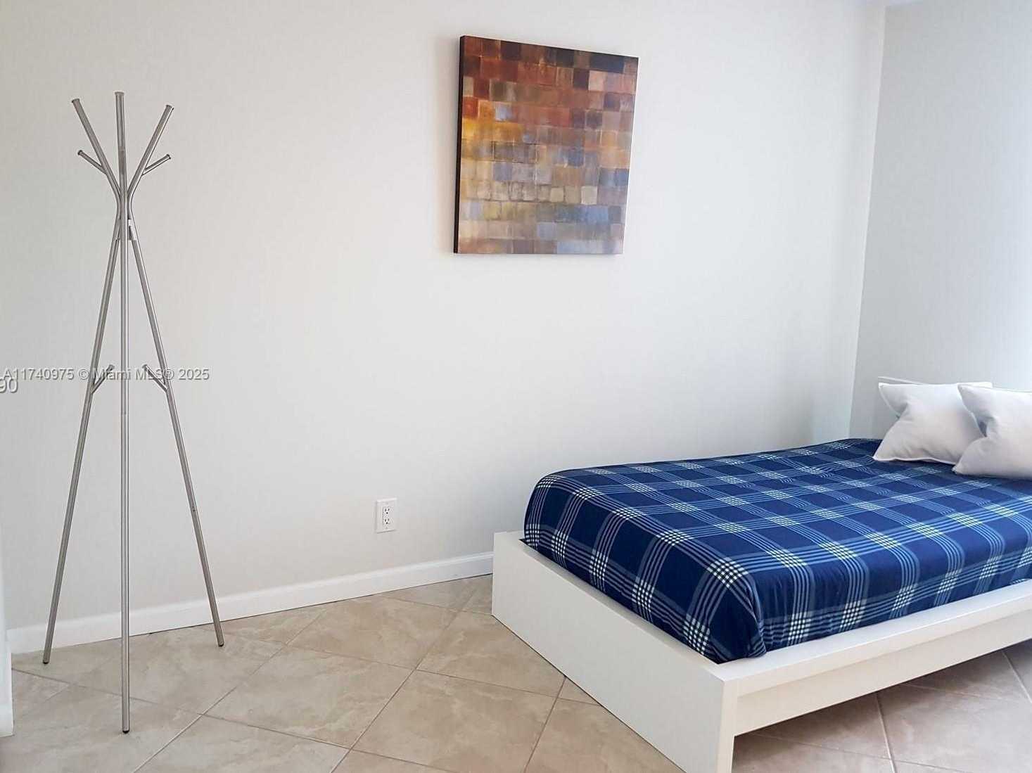 Small Image of 3475 NORTH COUNTRY CLUB DR #115, Aventura Number 19